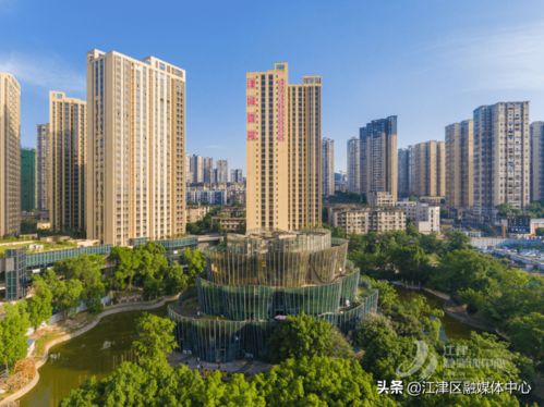 又有好多大牌入驻,江津这个商圈吃喝玩乐样样齐全