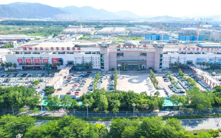 漳州闽南水乡和人民广场 买房怎么选?